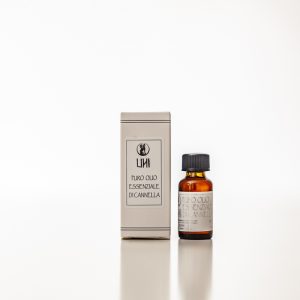 Puro olio essenziale di cannella